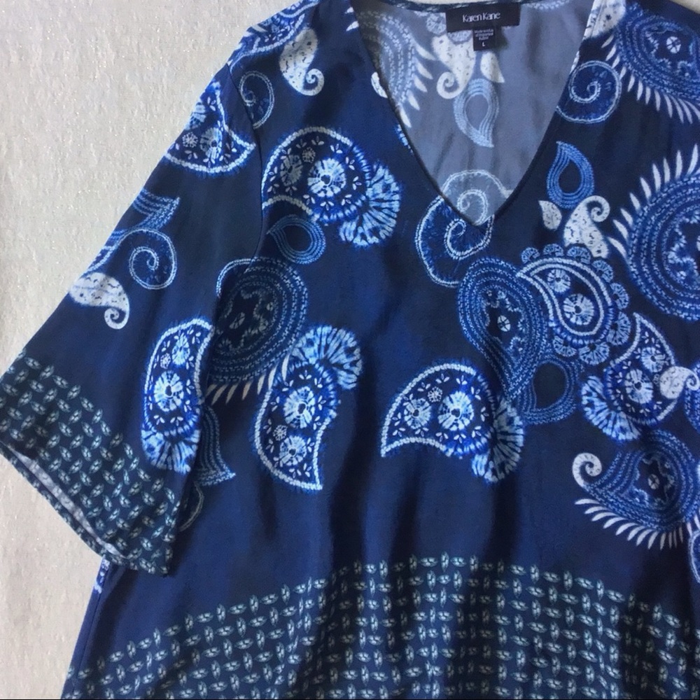 NEW Karen Kane Riviera Border Print Top Woman’s Size Large Blue Paisley Print - Picture 4 of 11